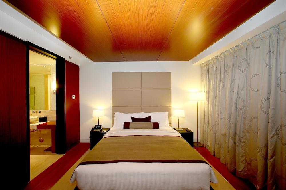 Oryx Airport -transit Only Hotel 4*